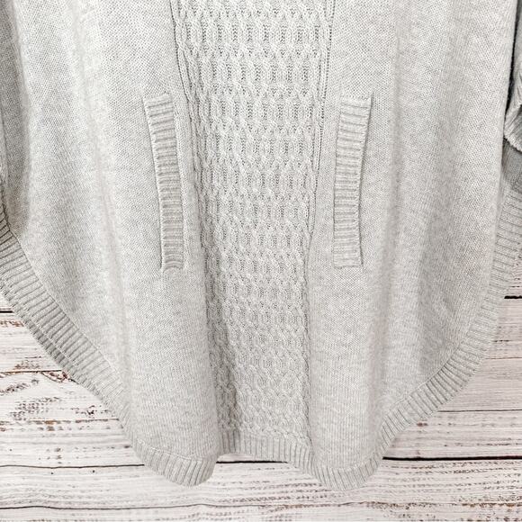 Cabi 3003 Gray Cable Knit Poncho Sweater, EUC, Size XS, MSRP $139 - Picture 10 of 12